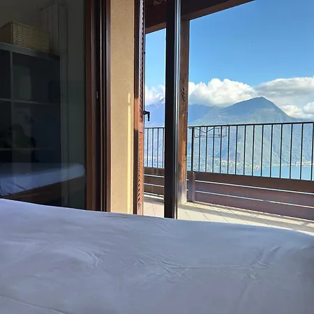 Lily Apartment, Stunning View Apartment Morbio