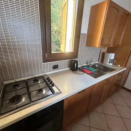 Lily Apartment, Stunning View Apartment Morbio